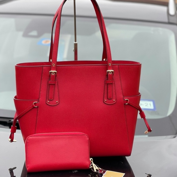 Michael kors voyager east west tote+ wallet set - Picture 6 of 11